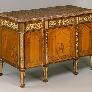 Commode à vantaux